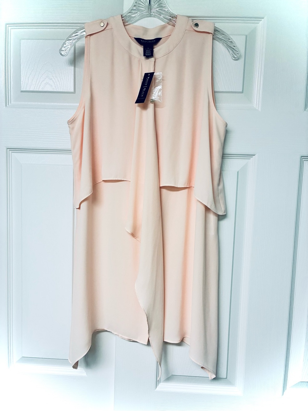 NWT WHBM sleeveless Drape Front Handkerchief hem Blouse, Blush Peach, Size Small
